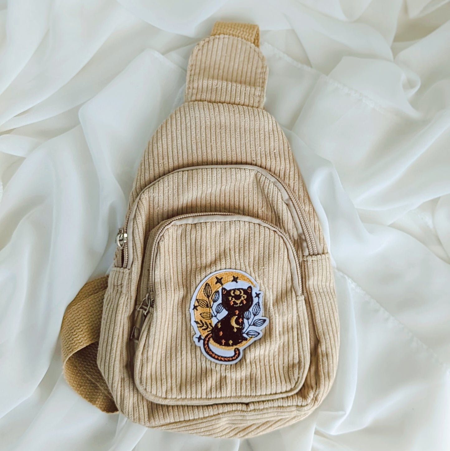 Mystical Cat - Crossbody Bag