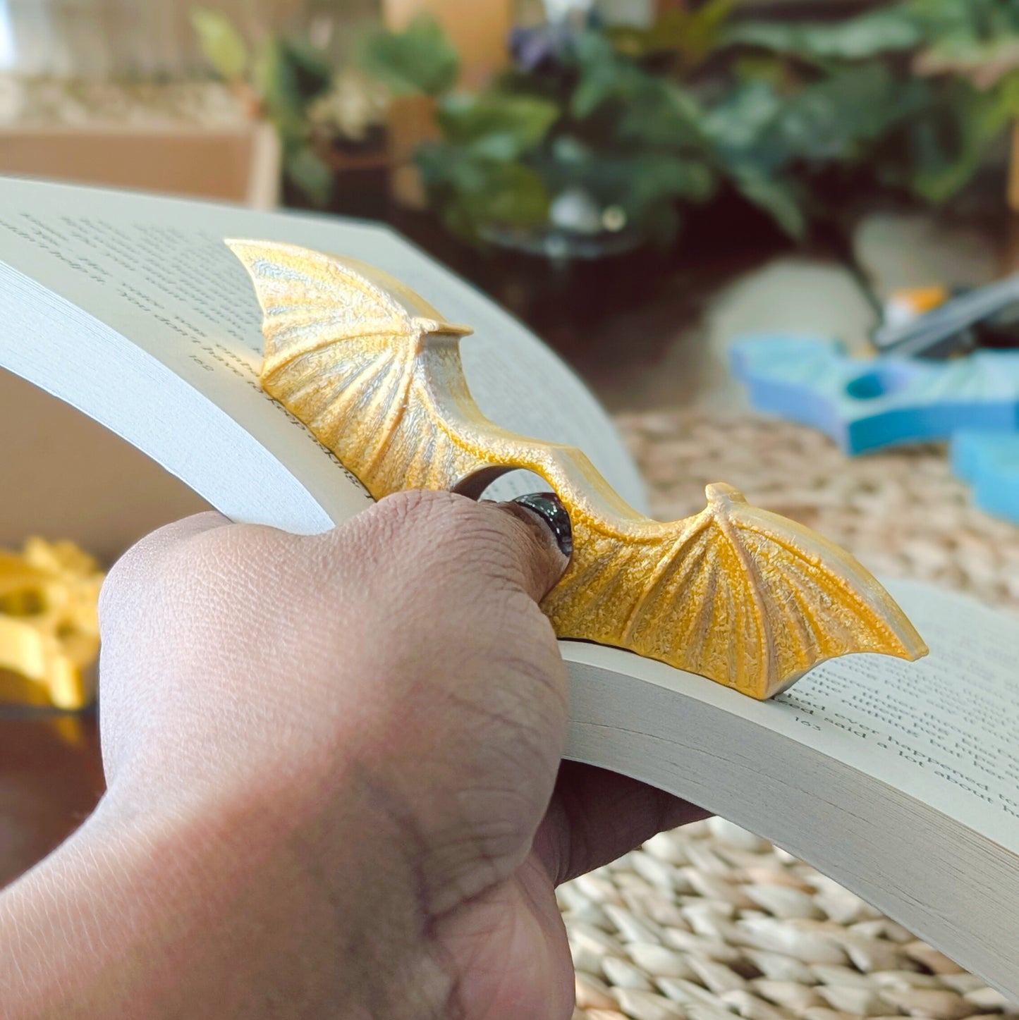 Dragon Book Page Holder